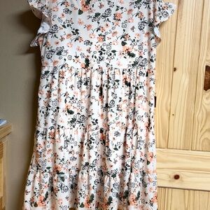 Floral Tiered Dress in Peach and Green - Unbranded